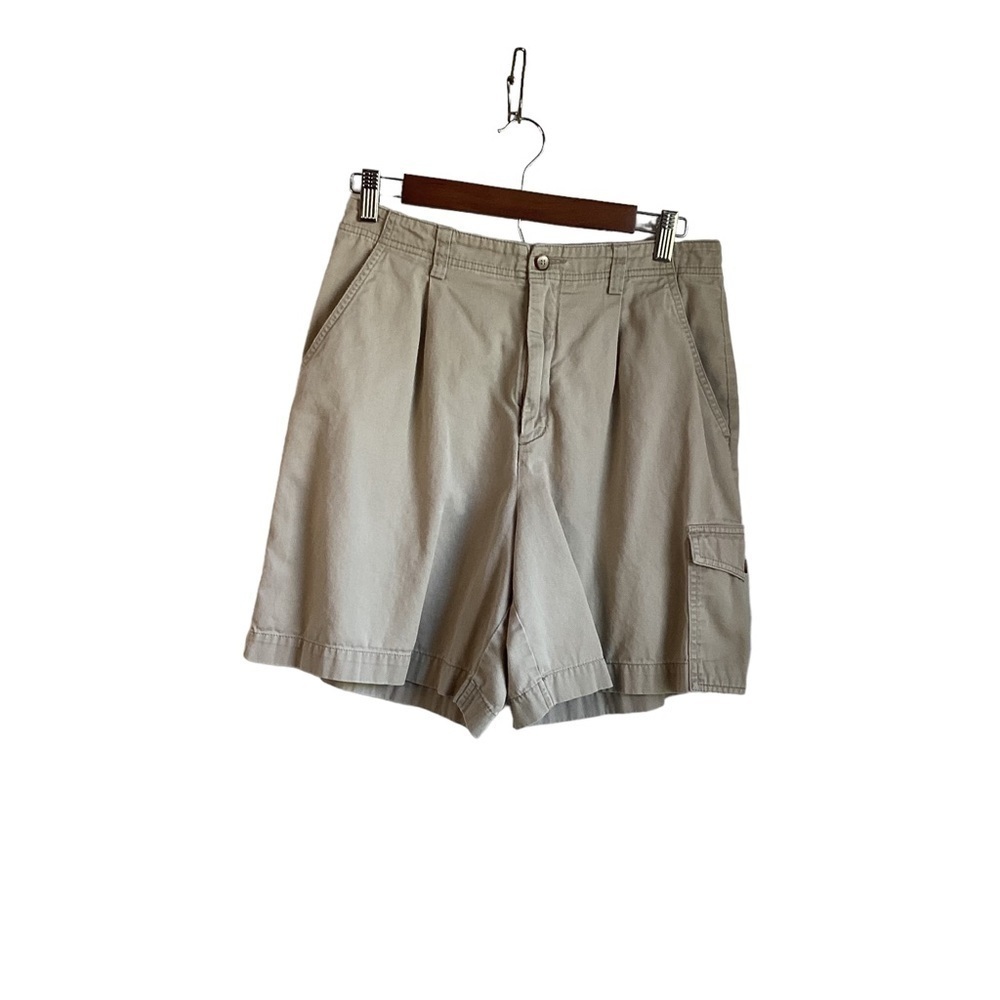 Eddie Bauer Women’s Khaki Chino Shorts.  Size 10
